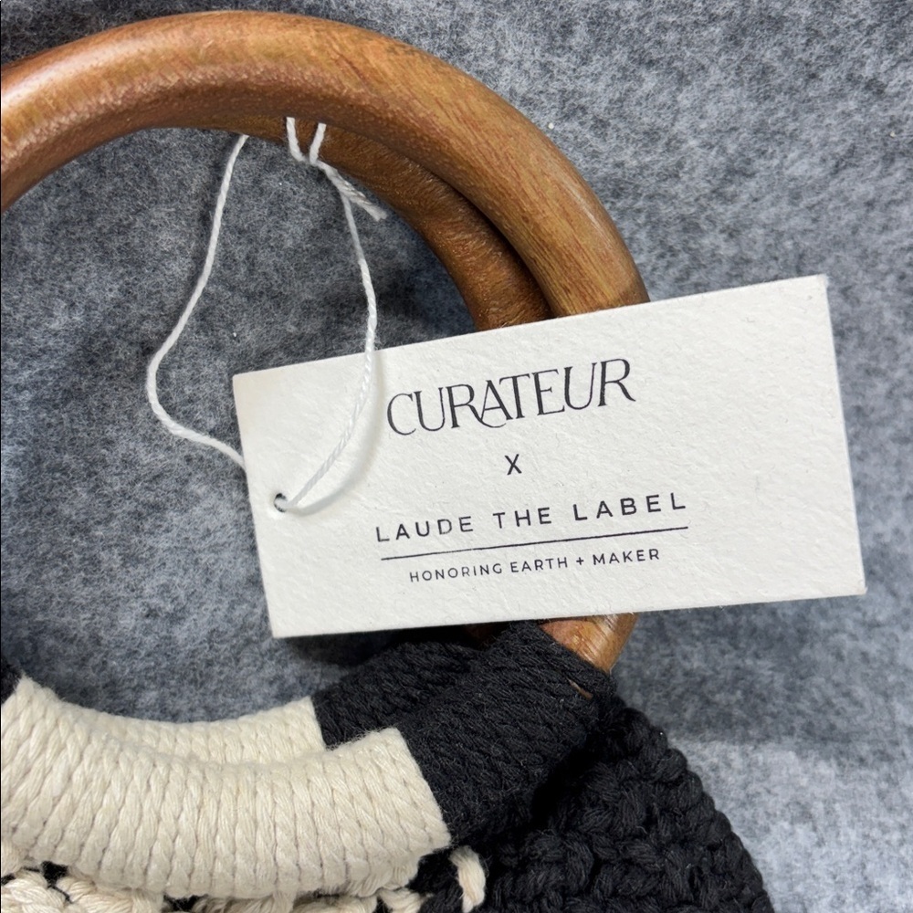 Curateur X Laude The Label Crochet Handbag Wood Handles Black Cream Purse — image 2 of 8